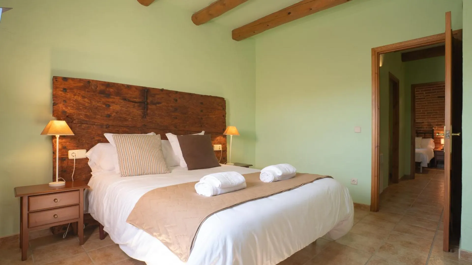 Can Pujol - Casa Rural 16-20 Personas Serra de Daró 0*,  Spagna